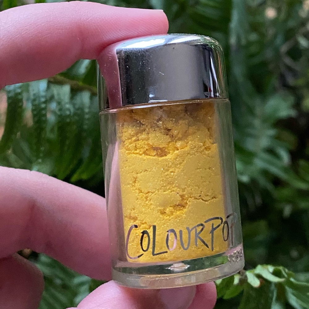 💛 Colourpop Loose Pigment 💛